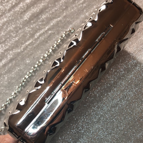 CHARMING CHARLIE RSVP Quilted Metal Evening Clutch - Picture 7 of 12